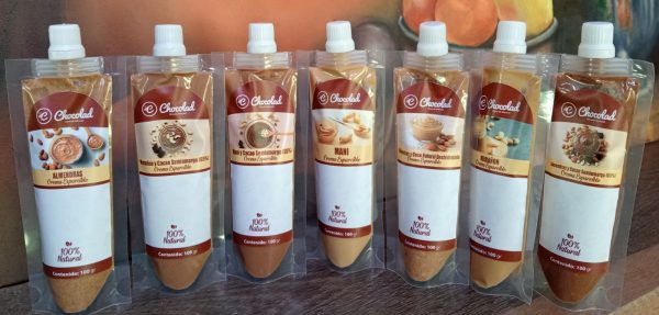Cremas de Frutos secos sin cacao y con Cacao Semiamargo